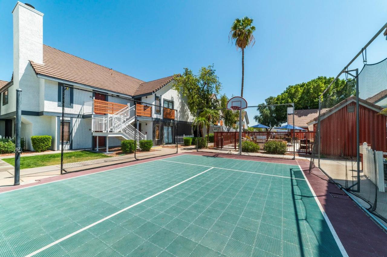 Metro Phx Studio Queen Sleeps 4 Heated Pool Phoenix Buitenkant foto