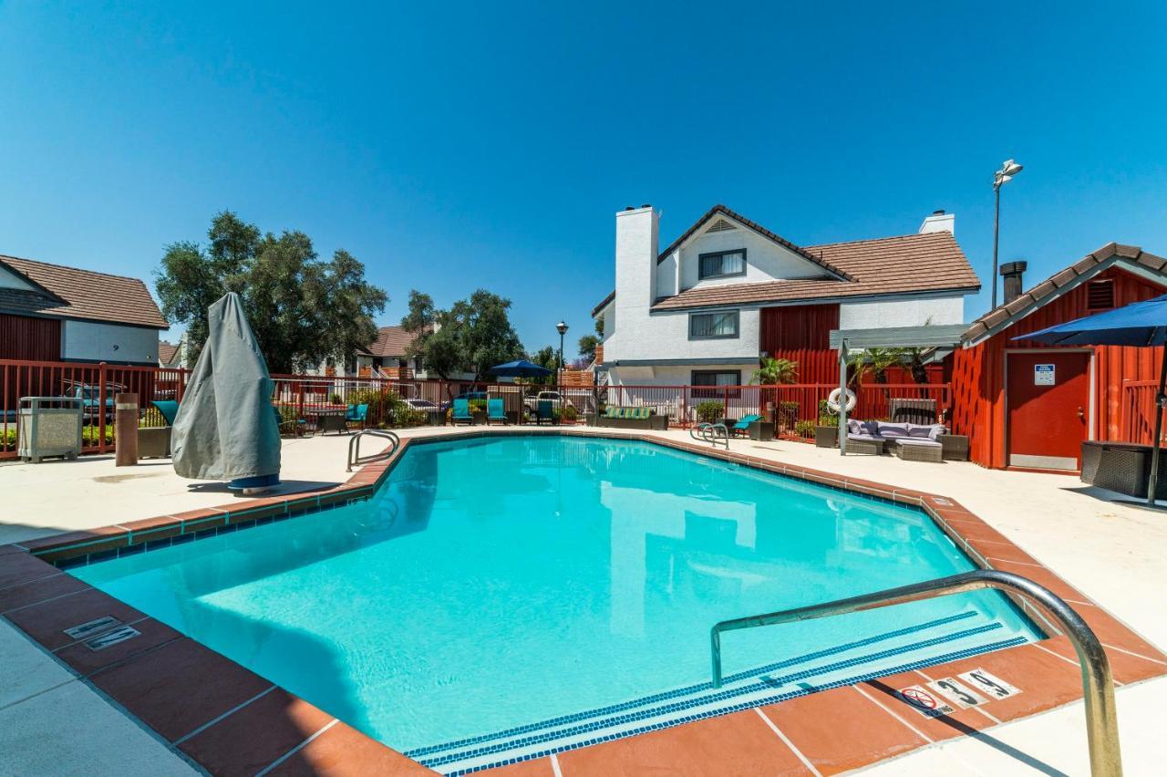Metro Phx Studio Queen Sleeps 4 Heated Pool Phoenix Buitenkant foto