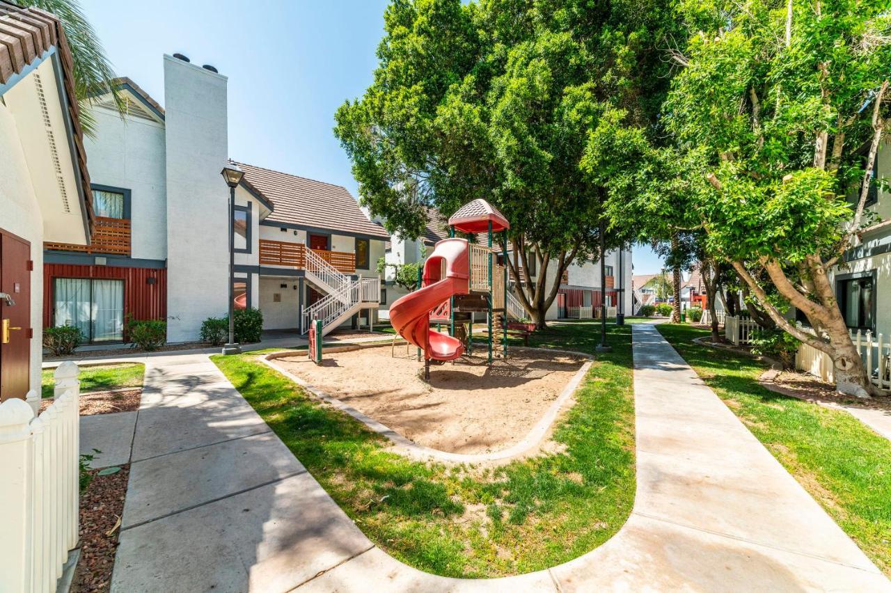 Metro Phx Studio Queen Sleeps 4 Heated Pool Phoenix Buitenkant foto